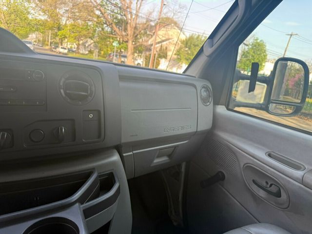 2014 Ford E-350 SUPER DUTY 16 FOOT BOX TRUCK 66,000 ORIGINAL MILES - 22838722 - 46