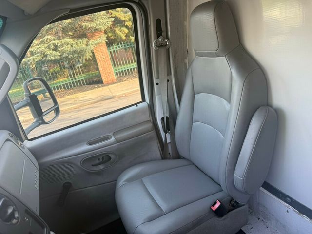 2014 Ford E-350 SUPER DUTY 16 FOOT BOX TRUCK 66,000 ORIGINAL MILES - 22838722 - 47