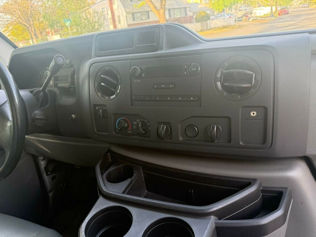 2014 Ford E-350 SUPER DUTY 16 FOOT BOX TRUCK 66,000 ORIGINAL MILES - 22838722 - 56