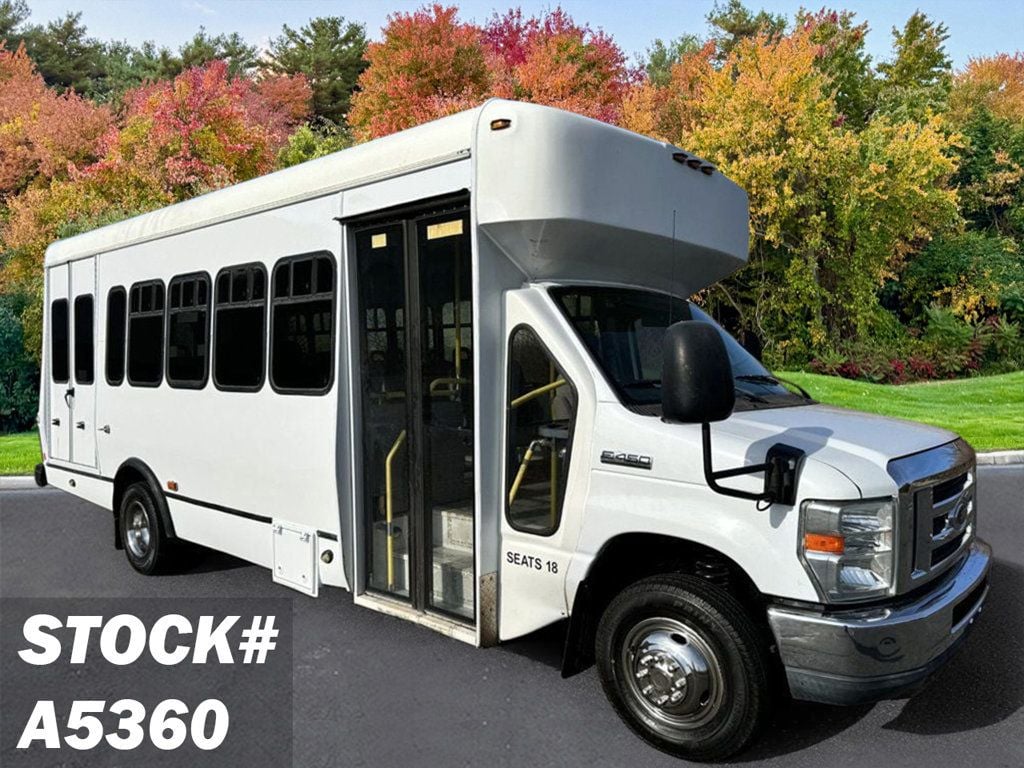 2014 Ford E-450 18 Passenger Wheelchair Shuttle Bus For Adults Seniors Church Handicapped Transport - 22667822 - 0