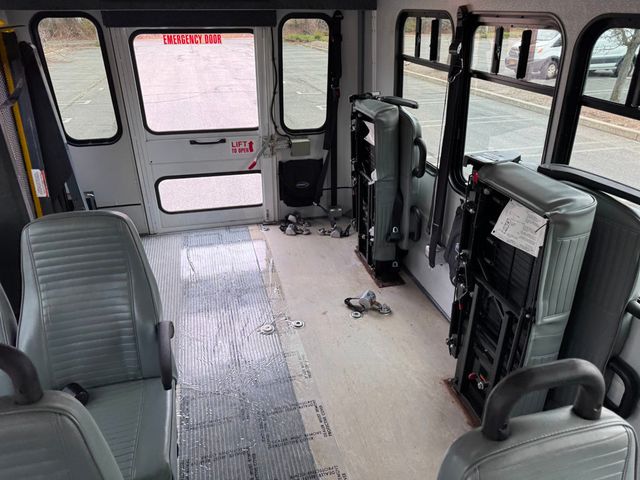 2014 Ford E-450 Non-CDL Wheelchair Shuttle Bus For Sale For Adults Seniors Church & Handicapped Transportation - 22793383 - 6