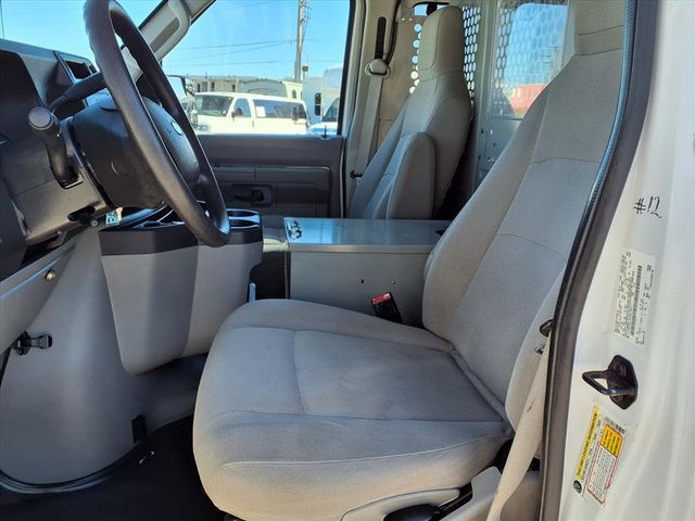 2014 Ford E-Series E-250 - 22943398 - 13