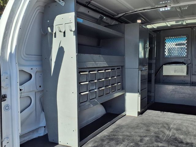 2014 Ford E-Series E-250 - 22943398 - 21