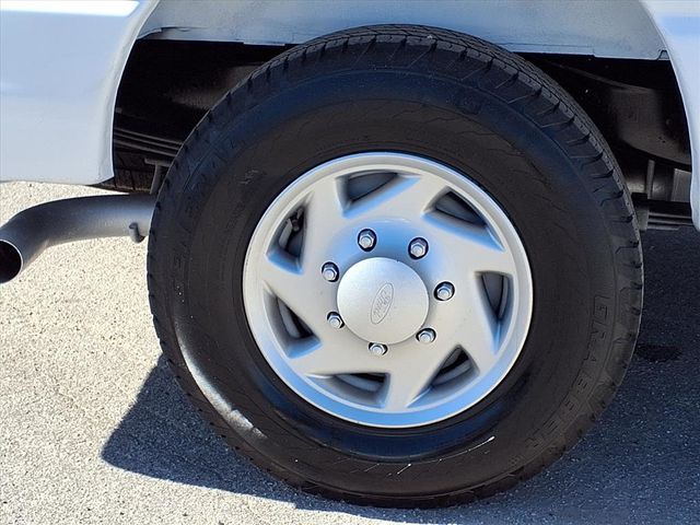 2014 Ford E-Series E-250 - 22943398 - 37