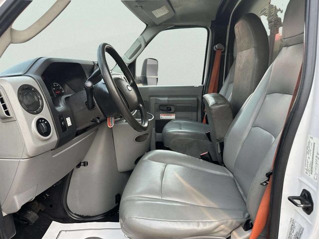 2014 Ford E-Series E 350 SD 2dr 138 in. WB DRW Cutaway Chassis - 23054675 - 23