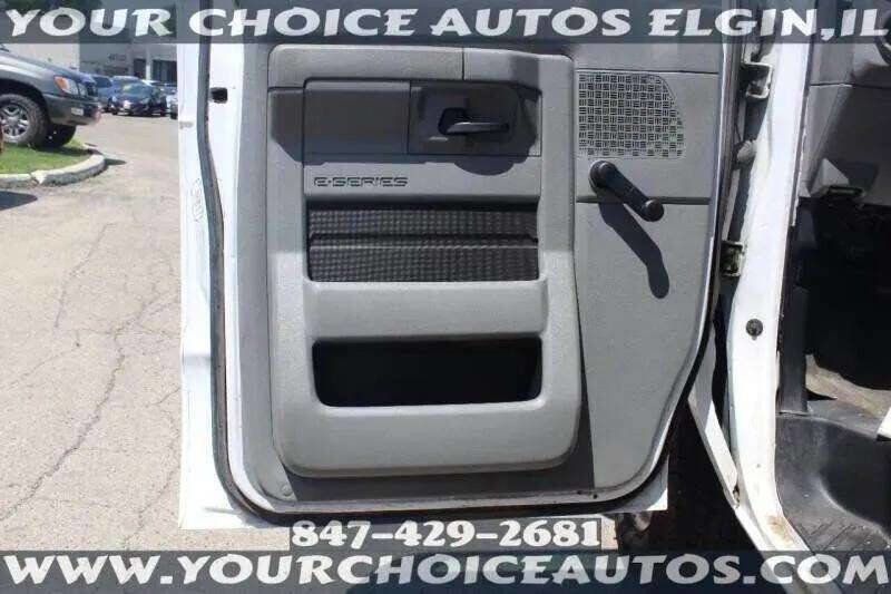 2014 Ford E-Series E 350 SD 2dr Commercial/Cutaway/Chassis 138 176 in. WB - 22828029 - 31