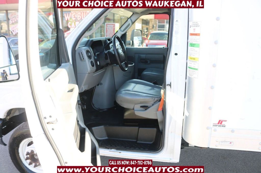 2014 Ford E-Series Chassis E 350 SD 2dr Commercial/Cutaway/Chassis 138 176 in. WB - 21346714 - 17