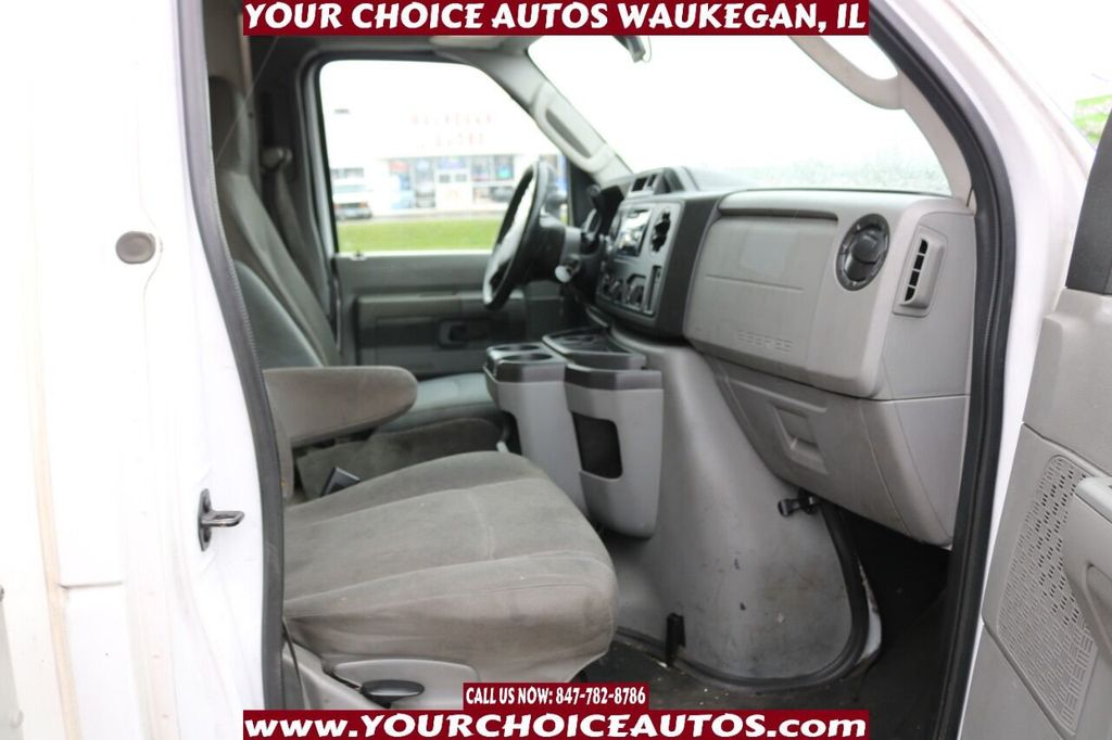 2014 Ford E-Series Chassis E 350 SD 2dr Commercial/Cutaway/Chassis 138 176 in. WB - 21385172 - 23