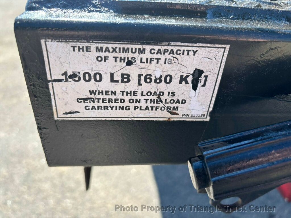 2014 Ford F550 LONG 16+ FOOT WITH LIFT GATE JUST 10K MILES! ONE OWNER! HEAVY SPEC 19,500 GVW! FINANCE OR LEASE! - 22947385 - 10