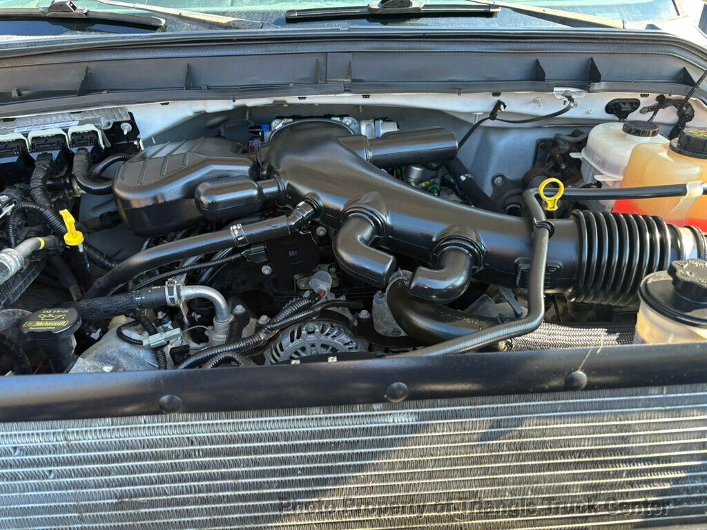 2014 Ford F550 LONG 16+ FOOT WITH LIFT GATE JUST 10K MILES! ONE OWNER! HEAVY SPEC 19,500 GVW! FINANCE OR LEASE! - 22947385 - 35