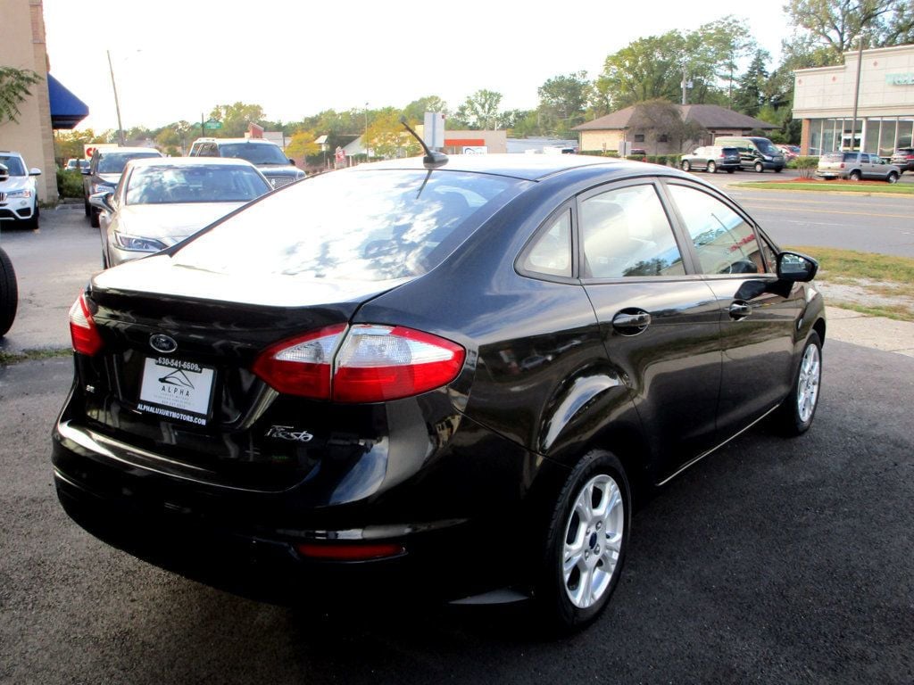 2014 Ford Fiesta 4dr Sedan SE - 22623563 - 5