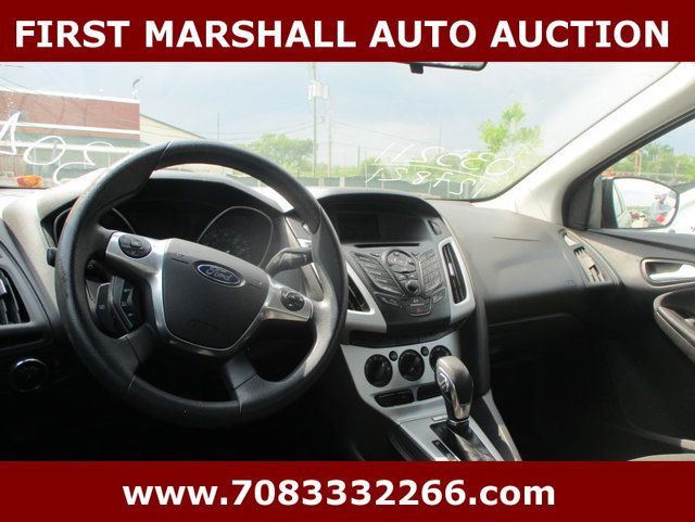 2014 Ford Focus 2014 Ford Focus - 22461303 - 9