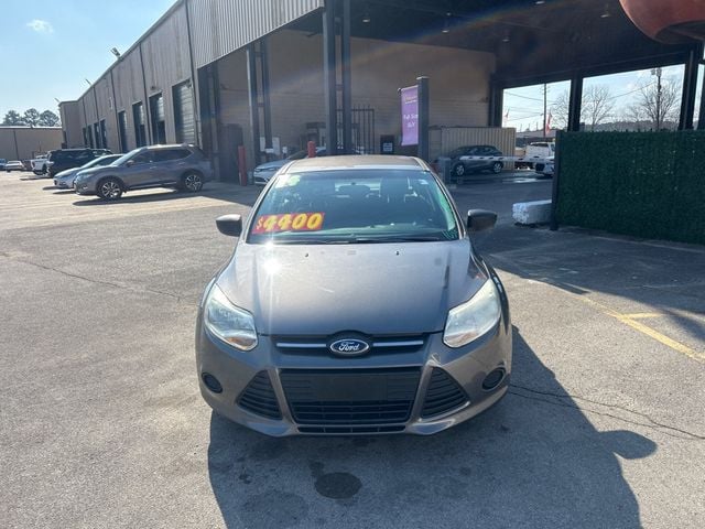2014 Ford Focus 4dr Sedan S - 22983086 - 1
