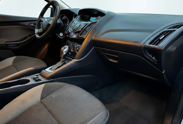 2014 Ford Focus 4dr Sedan S - 22976570 - 10