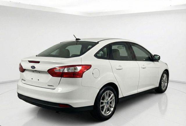 2014 Ford Focus 4dr Sedan S - 22976570 - 4