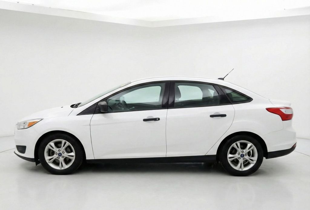 2014 Ford Focus 4dr Sedan S - 22976570 - 6