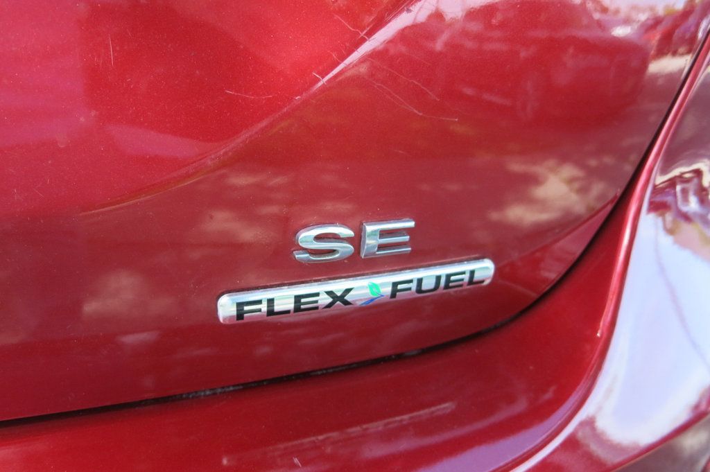 2014 Ford Focus 4dr Sedan SE - 23040925 - 9