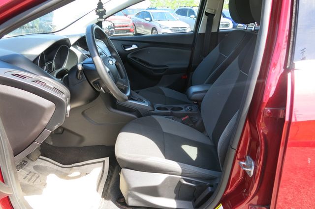 2014 Ford Focus 4dr Sedan SE - 23040925 - 12