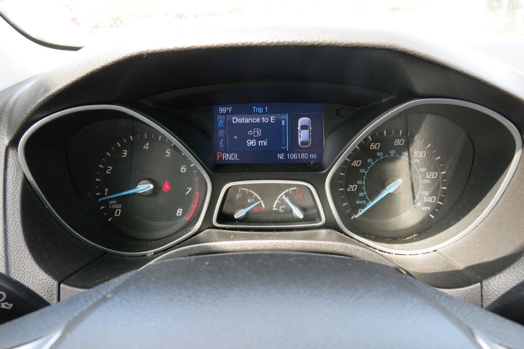 2014 Ford Focus 4dr Sedan SE - 23040925 - 23