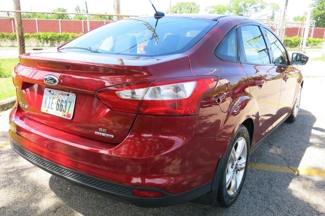 2014 Ford Focus 4dr Sedan SE - 23040925 - 3