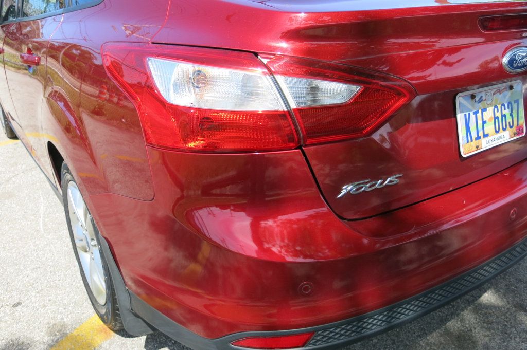 2014 Ford Focus 4dr Sedan SE - 23040925 - 39