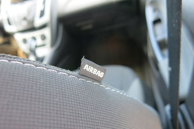 2014 Ford Focus 4dr Sedan SE - 23040925 - 57