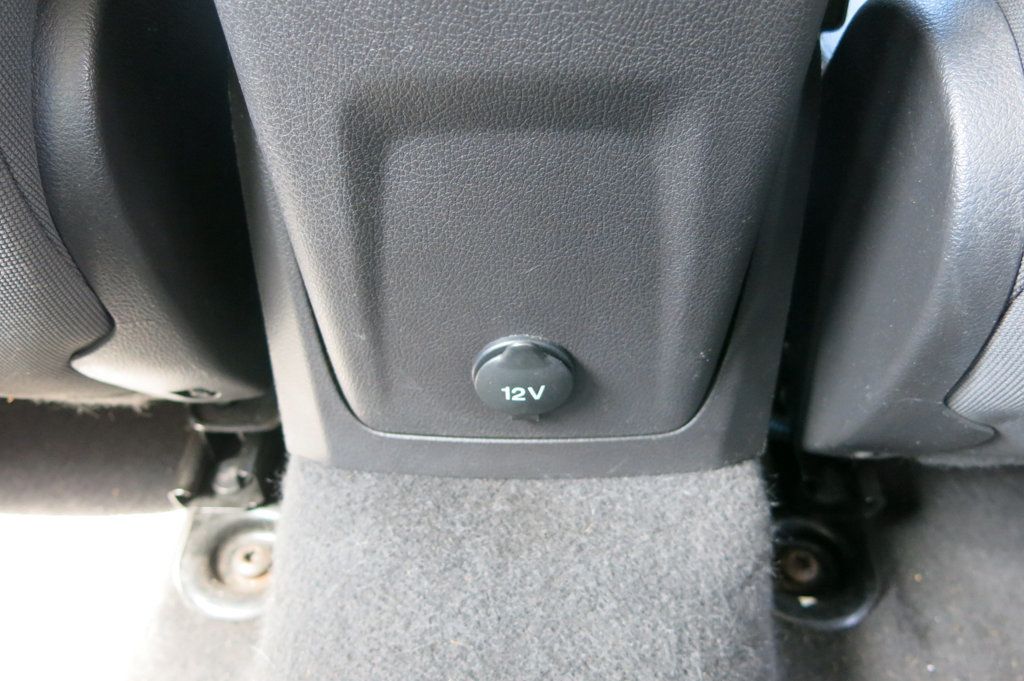 2014 Ford Focus 4dr Sedan SE - 23040925 - 70