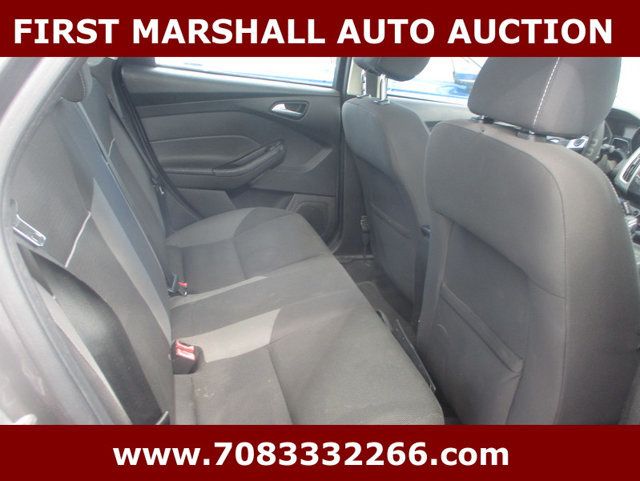 2014 Ford Focus 4dr Sedan SE - 23004882 - 4