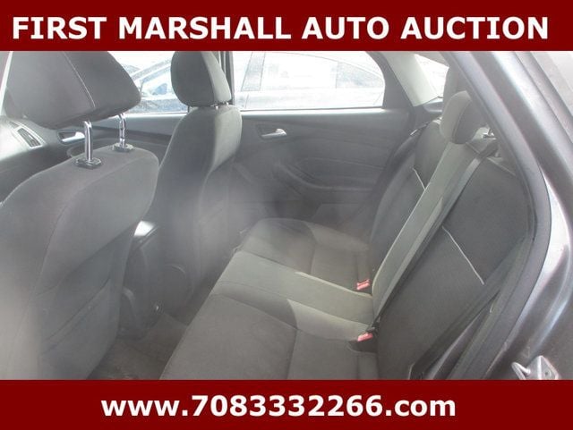 2014 Ford Focus 4dr Sedan SE - 23004882 - 5