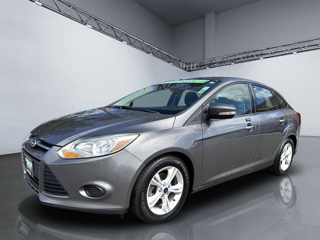 2014 Ford Focus 4dr Sedan SE - 23020496 - 9