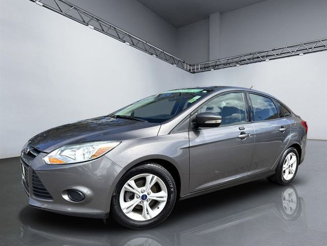 2014 Ford Focus 4dr Sedan SE - 23020496 - 22