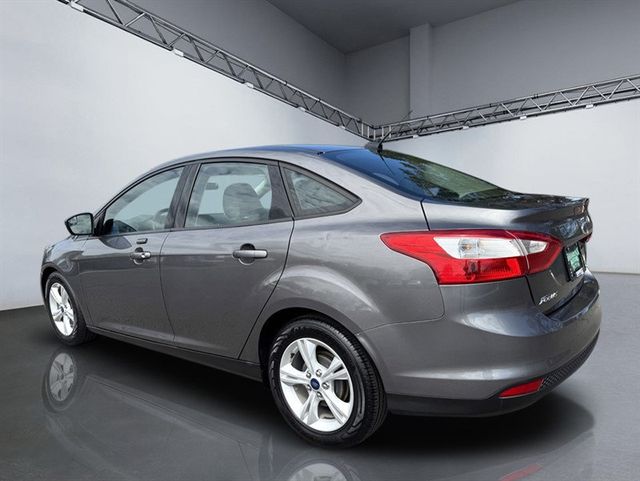 2014 Ford Focus 4dr Sedan SE - 23020496 - 4