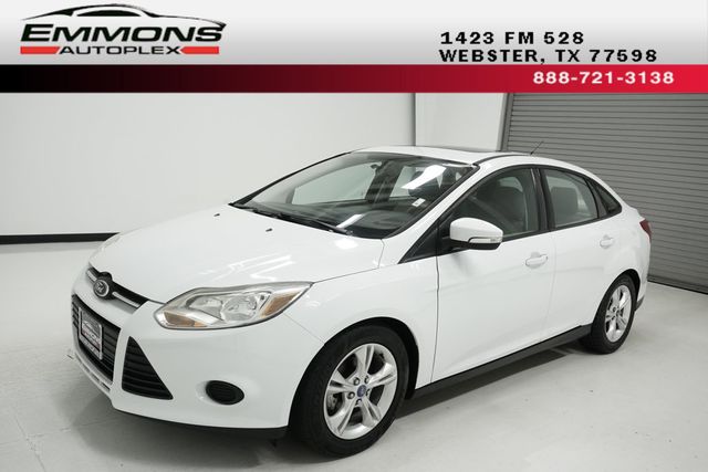 2014 Ford Focus 4dr Sedan SE - 22978493 - 0