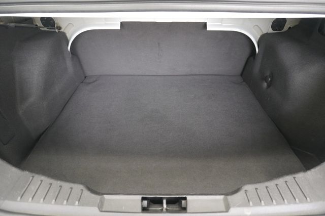 2014 Ford Focus 4dr Sedan SE - 22978493 - 19