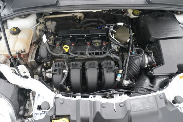 2014 Ford Focus 4dr Sedan SE - 22978493 - 23