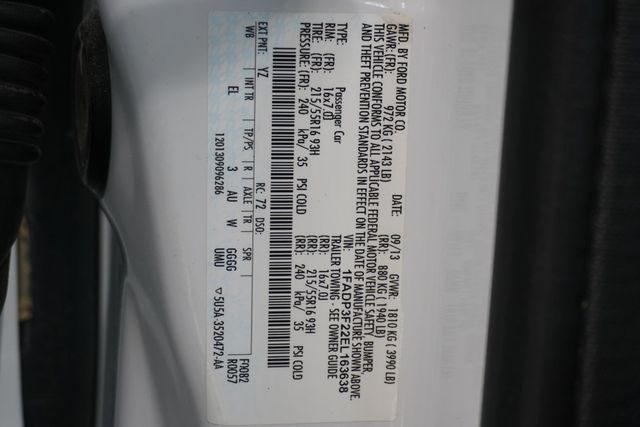 2014 Ford Focus 4dr Sedan SE - 22978493 - 24