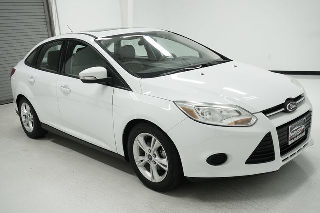 2014 Ford Focus 4dr Sedan SE - 22978493 - 2
