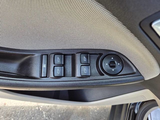 2014 Ford Focus 4dr Sedan SE - 23000589 - 14