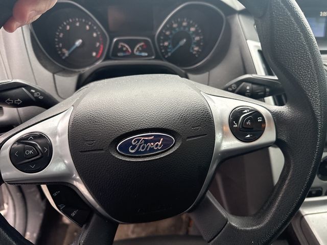 2014 Ford Focus 4dr Sedan SE - 22982966 - 9