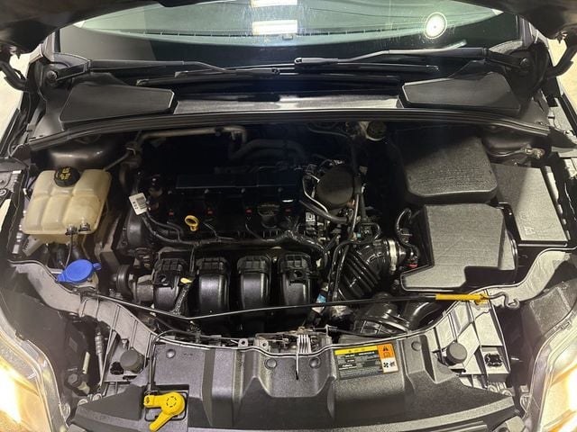 2014 Ford Focus 4dr Sedan SE - 22982966 - 34