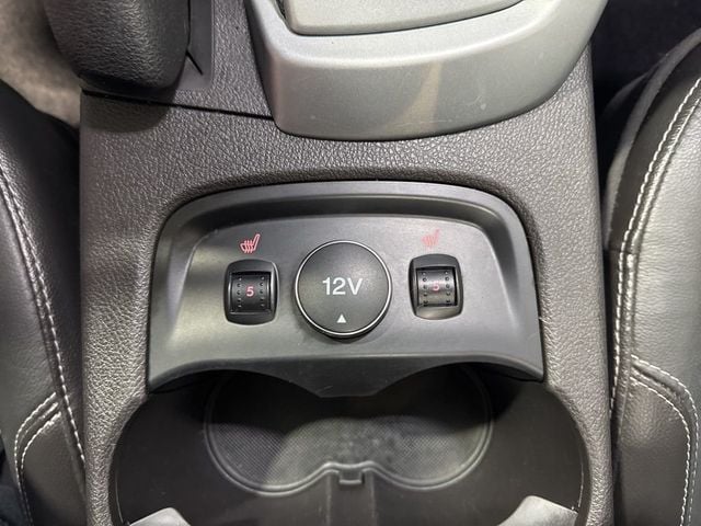 2014 Ford Focus 4dr Sedan SE - 22985694 - 19