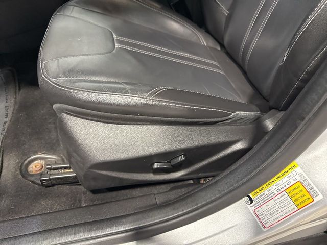 2014 Ford Focus 4dr Sedan SE - 22985694 - 24