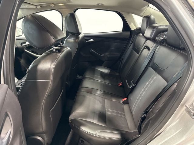 2014 Ford Focus 4dr Sedan SE - 22985694 - 29