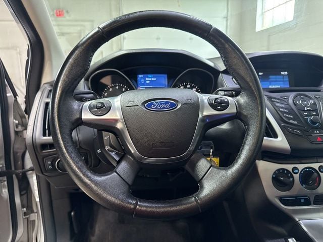 2014 Ford Focus 4dr Sedan SE - 23030235 - 10