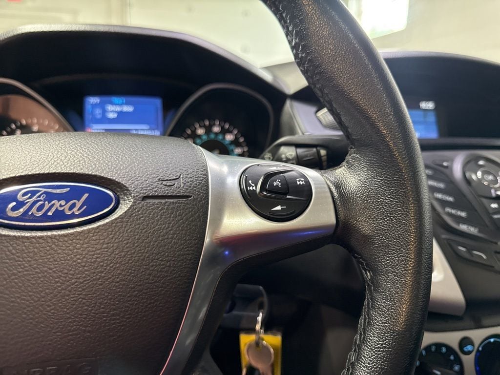 2014 Ford Focus 4dr Sedan SE - 23030235 - 11