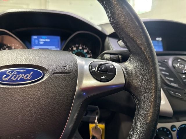 2014 Ford Focus 4dr Sedan SE - 23030235 - 11