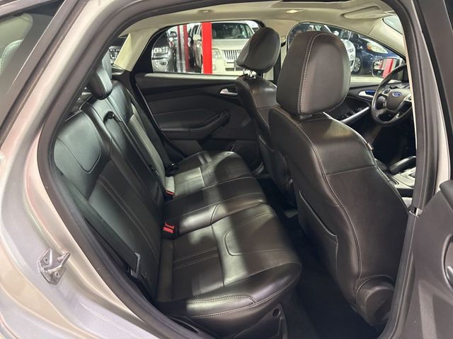 2014 Ford Focus 4dr Sedan SE - 23030235 - 33