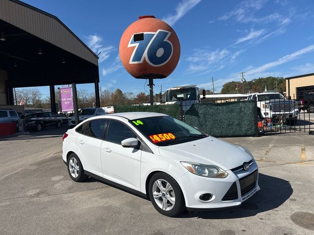 2014 Ford Focus 4dr Sedan SE - 22947750 - 0