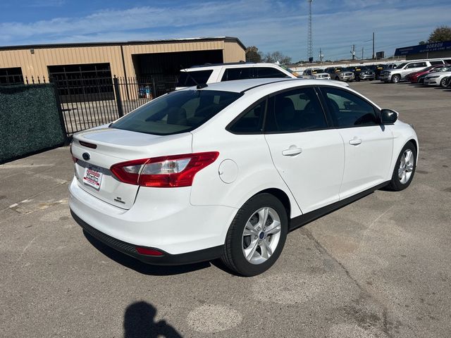 2014 Ford Focus 4dr Sedan SE - 22947750 - 3