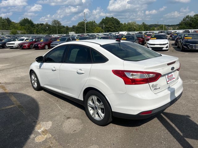 2014 Ford Focus 4dr Sedan SE - 23059463 - 5